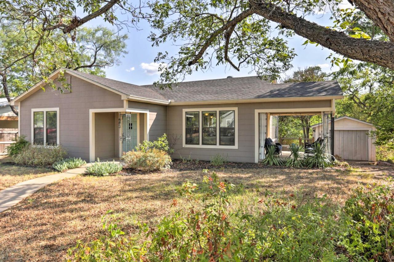 Fredericksburg Cottage With Grill - Walk To Main St! Exterior photo